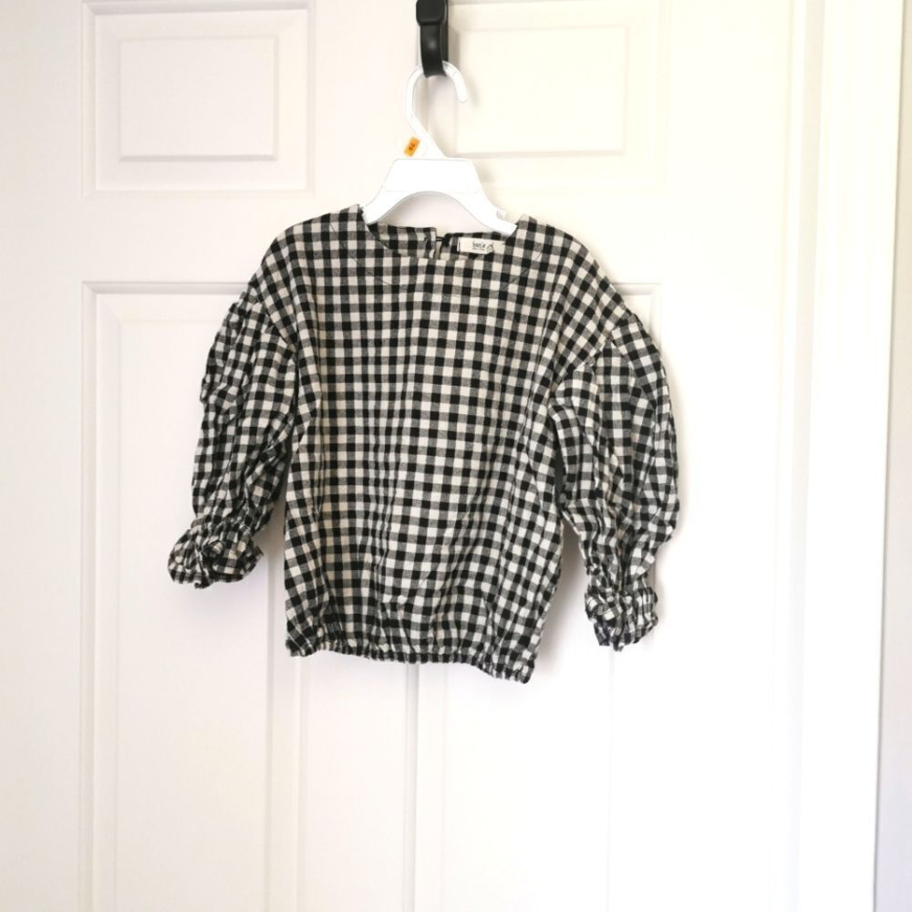 2/$30 Han's girls checkered blouse size M